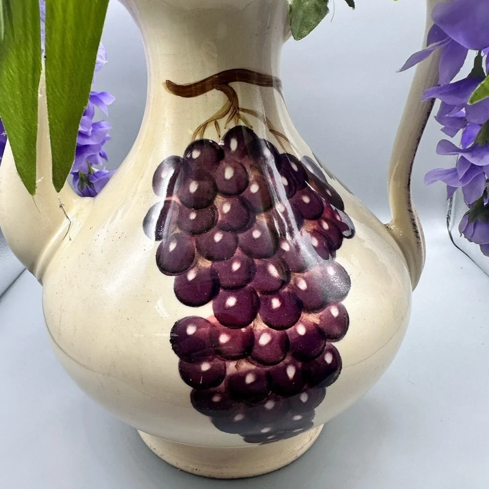 Villa Grande handpainted Tabletop Gallery floral arrangement